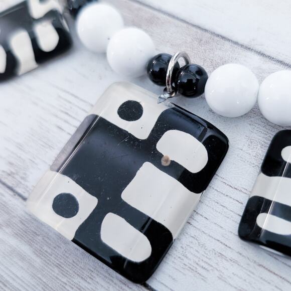 Vintage Necklace Retro Statement Black, White, Cream, Silver Tone - Picture 9 of 9